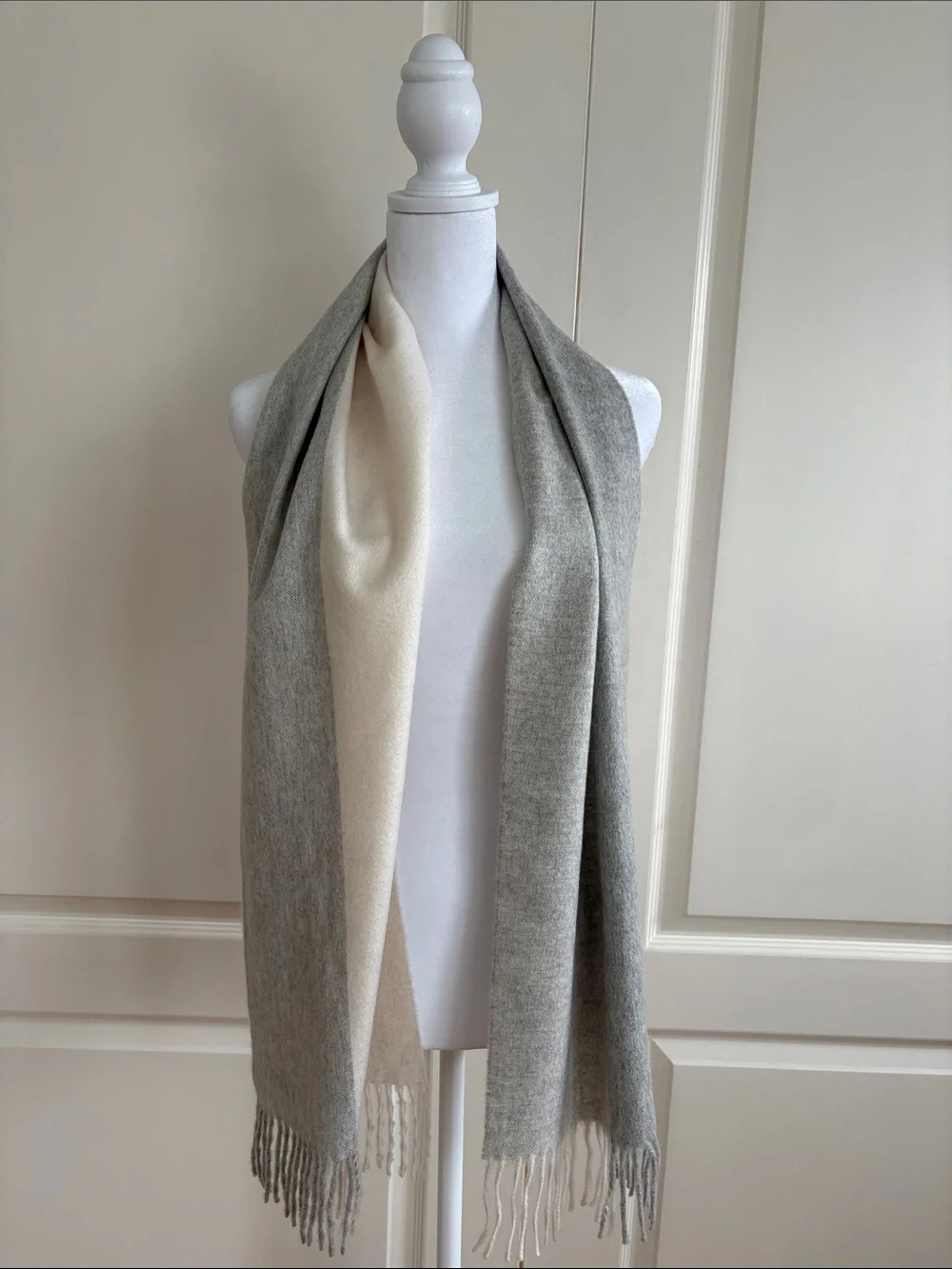 AMICALE CASHMERE SCARF/WRAP